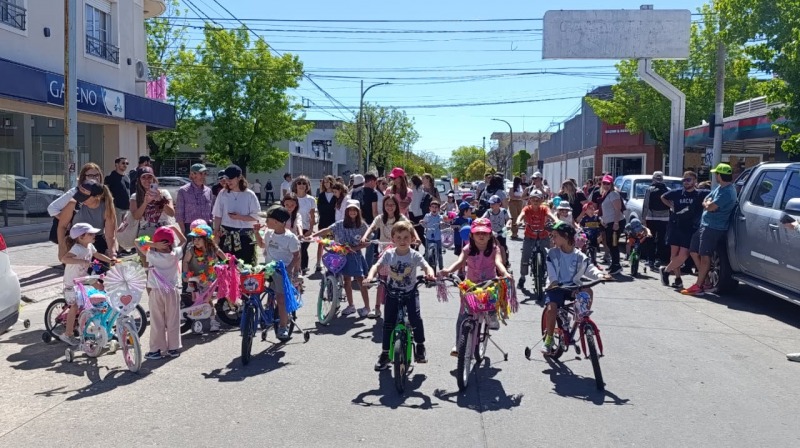 Se realiz la bicicleteada del Jardn Libertas